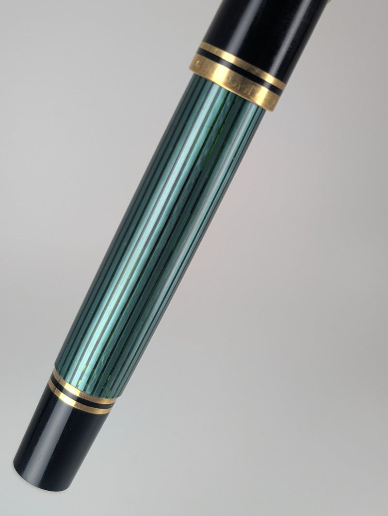 *Consignment* Pelikan M600 Black / Green Fountain Pen Fine Nib