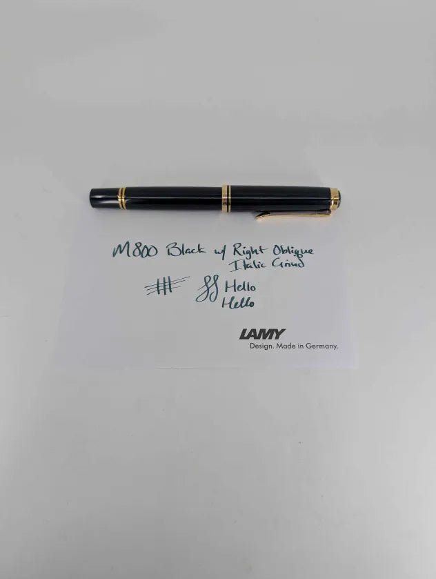 *Consignment* Pelikan M800 Black Fountain Pen 18c Gold Broad Nib w/ Italic Grind