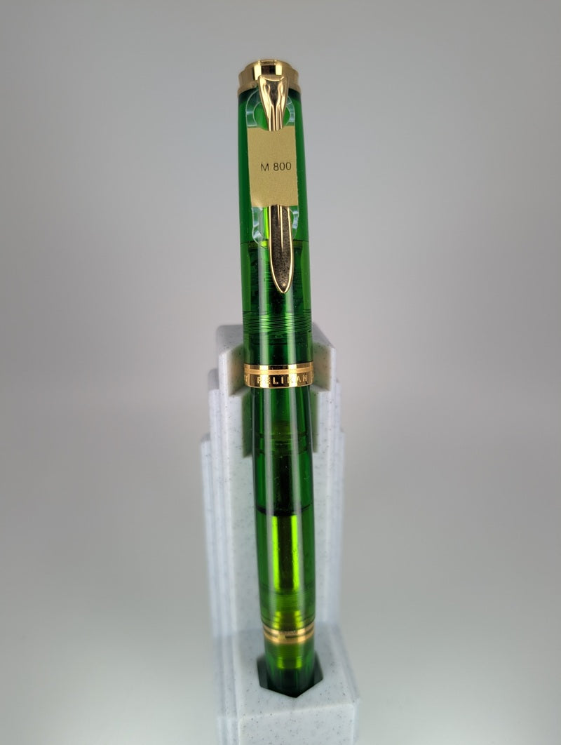 *Consignment* Pelikan M800 Transparent Green Fountain Pen 18c Gold Medium Nib