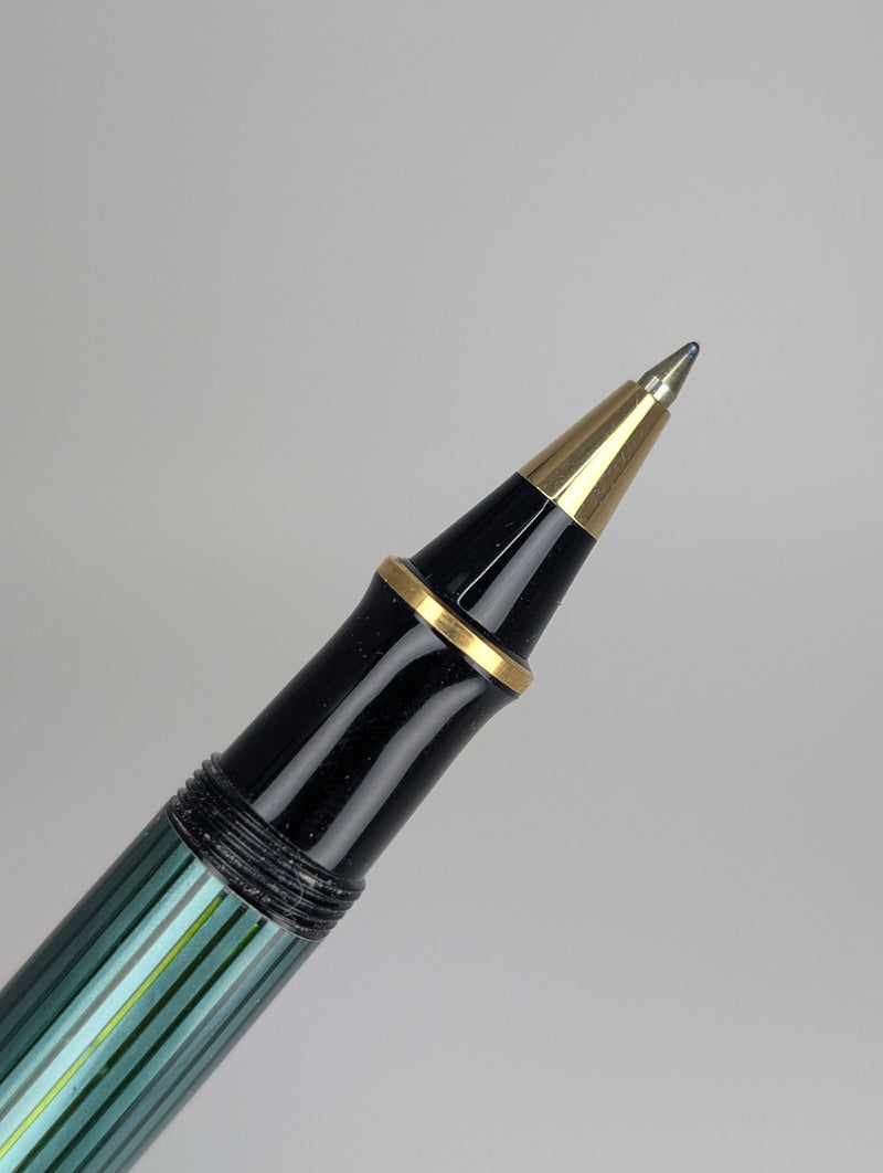 *Consignment* Pelikan Souveran R600 Black/Green Striped Rollerball Pen
