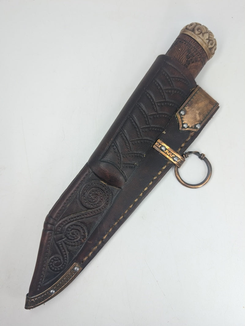 *Consignment* Petr Floria̓ne Small Seax Fixed Blade Knife