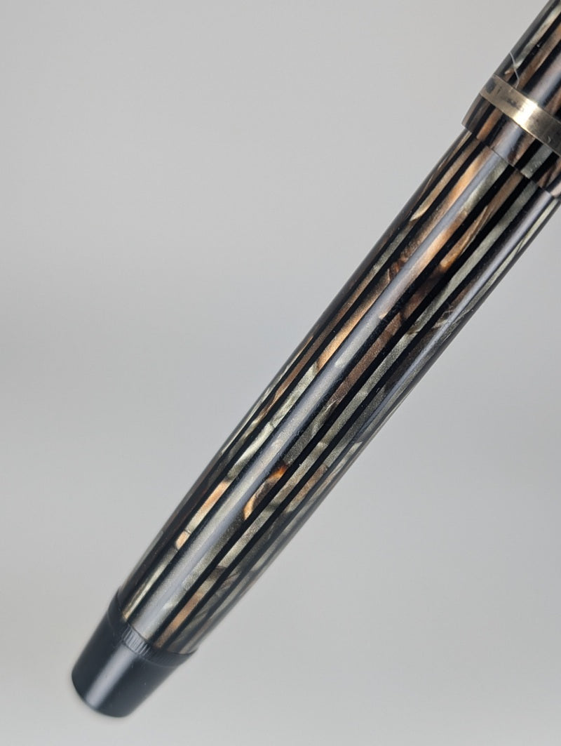 *Consignment* Vintage Wearever 855 Button Filler Fountain Pen 14k Gold Medium Nib