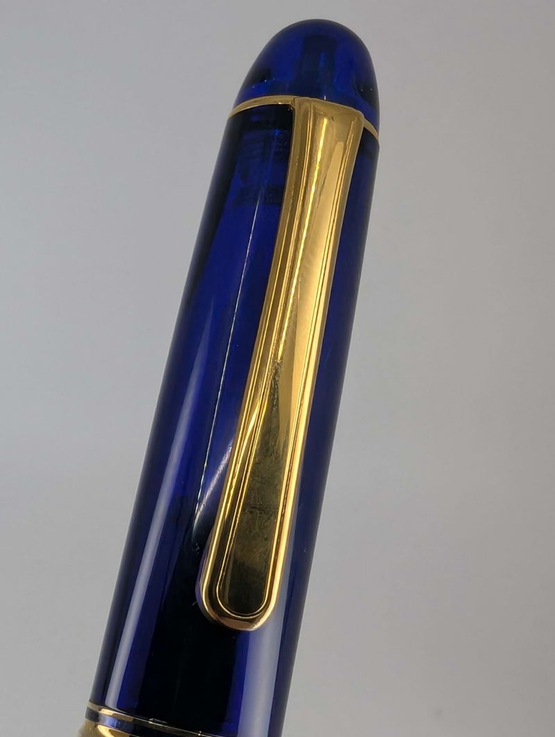*Consignment* Platinum 3776 Fountain Pen 14k Gold Medium Nib