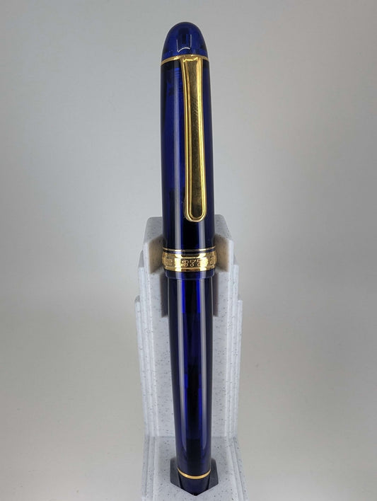 *Consignment* Platinum 3776 Fountain Pen 14k Gold Medium Nib