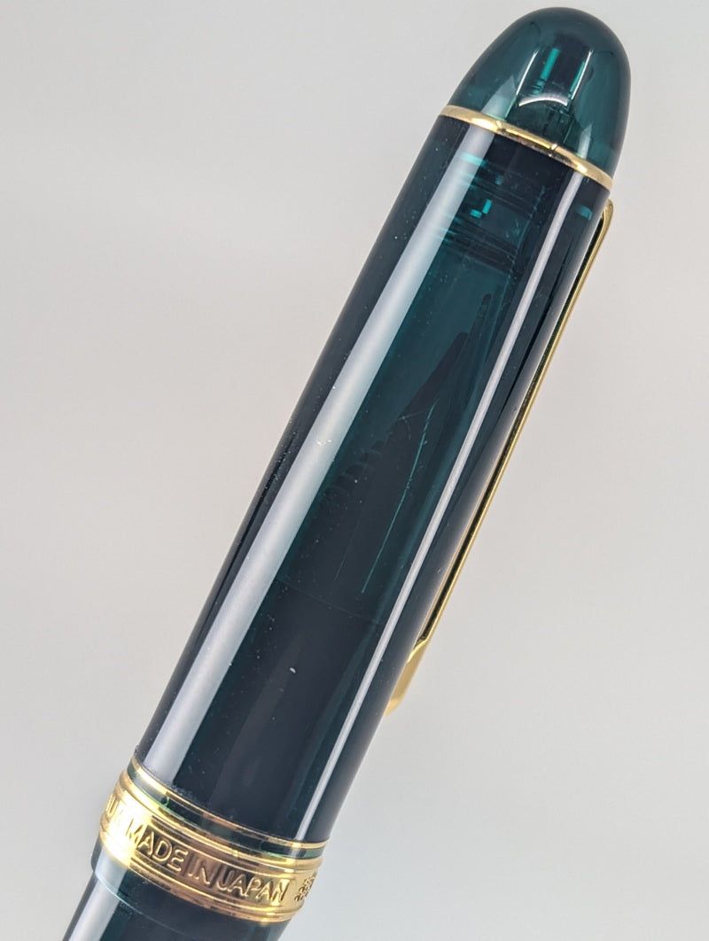 *Consignment* Platinum 3776 Laurel Green Fountain Pen 14k Gold Fine Nib