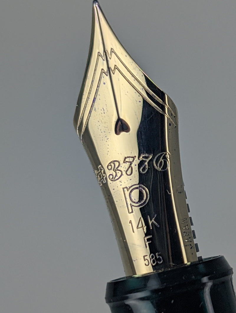 *Consignment* Platinum 3776 Laurel Green Fountain Pen 14k Gold Fine Nib