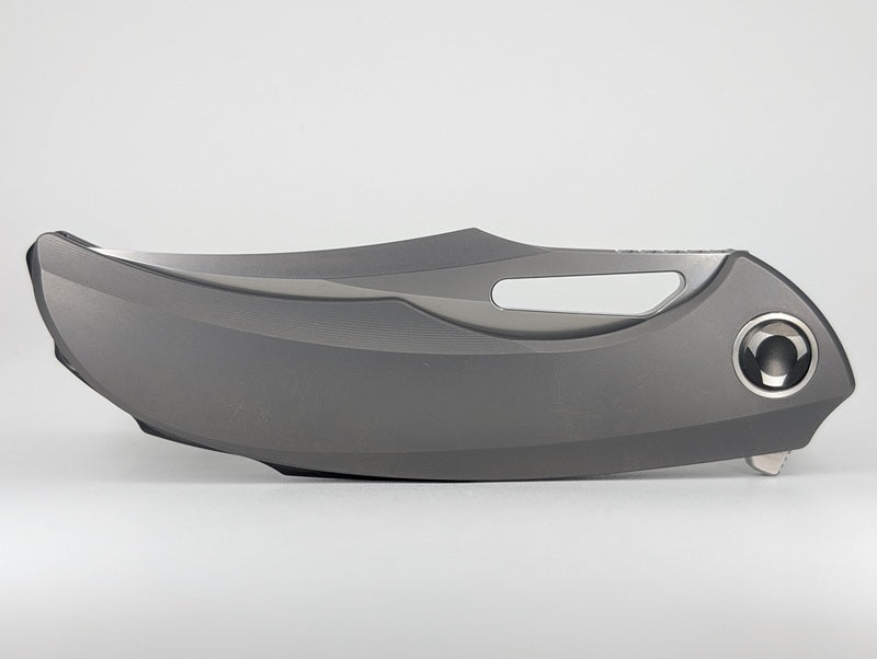 Poikilo Armadillo Pearlescent Stonewash Folding Knife