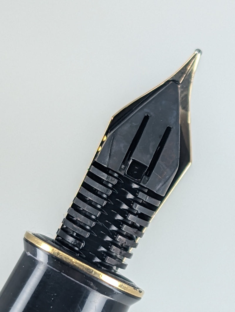 *Consignment* Sheaffer Connoisseur Levenger Seas Fountain Pen Fine Nib