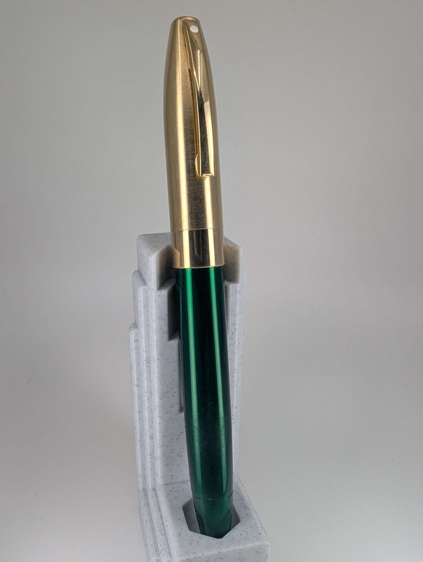 *Consignment* Sheaffer Legacy 1 Green Fountain Pen 18k Gold Medium Nib