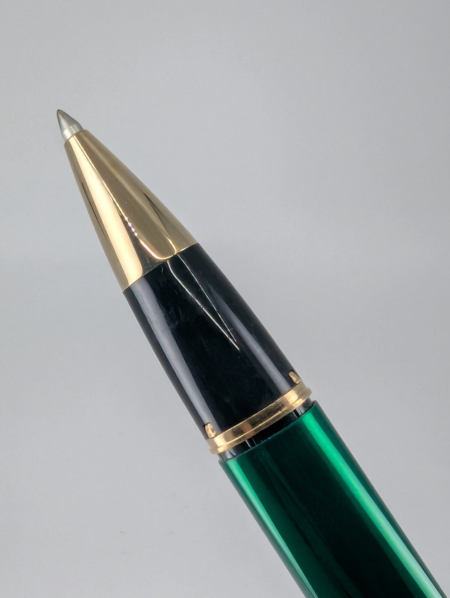 *Consignment* Sheaffer Legacy 1 Brushed Gold Green Lacquer Rollerball Pen