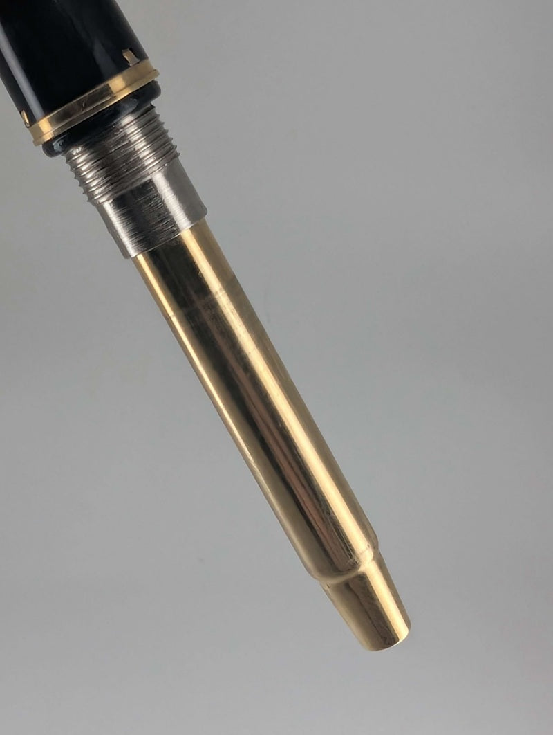 *Consignment* Sheaffer Legacy Burgundy Fountain Pen 18k Gold Stub Nib