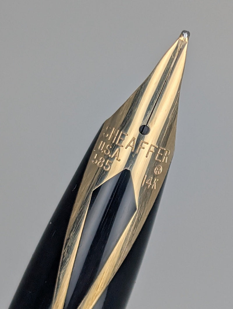 *Consignment* Sheaffer Targa Laque 1028 Bordeaux Classic Fountain Pen (1980-82')