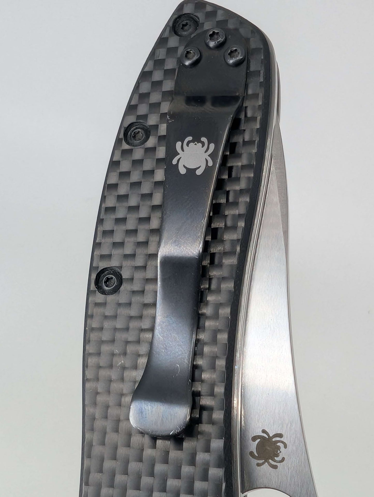 *Consignment* Spyderco Gayle Bradley Carbon Fiber Linerlock Folding Knife