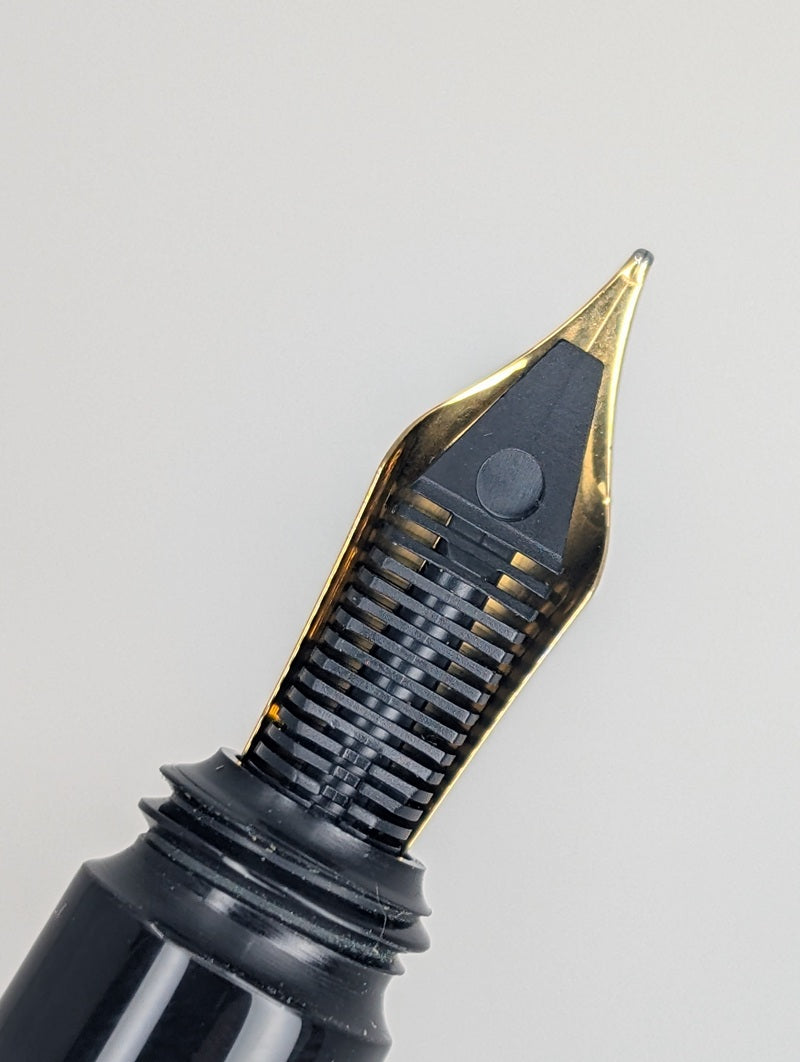 *Consignment* Stipula Laurus Limited Edition Fountain Pen 18k Gold Medium Nib #185 of 398