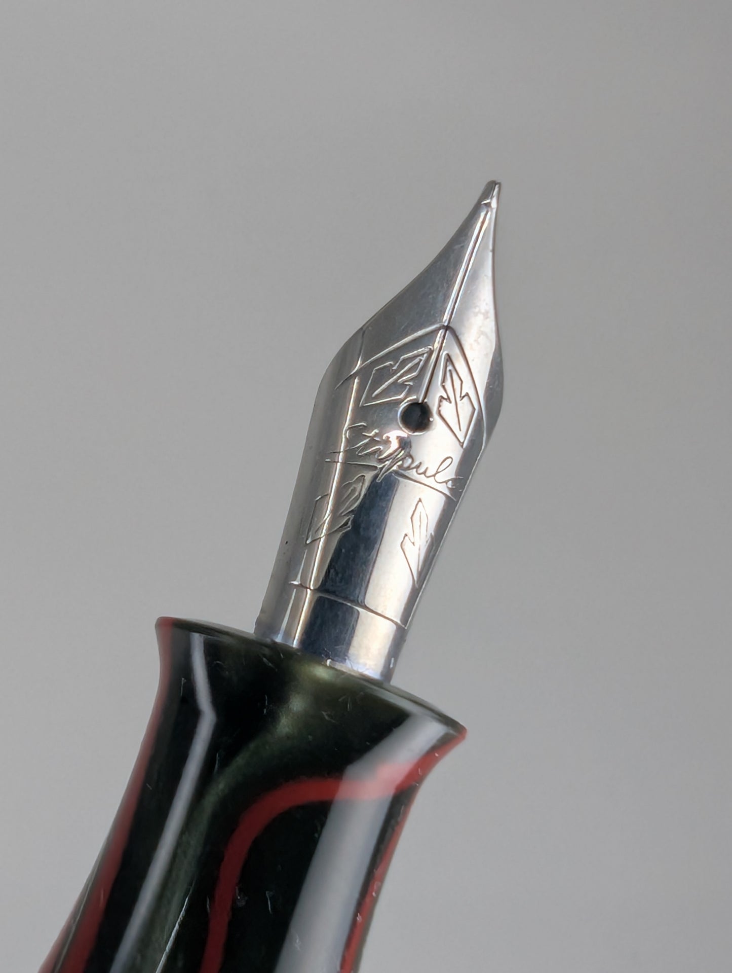 *Consignment* Stipula Passaporto Fountain Pen Steel Fine Nib