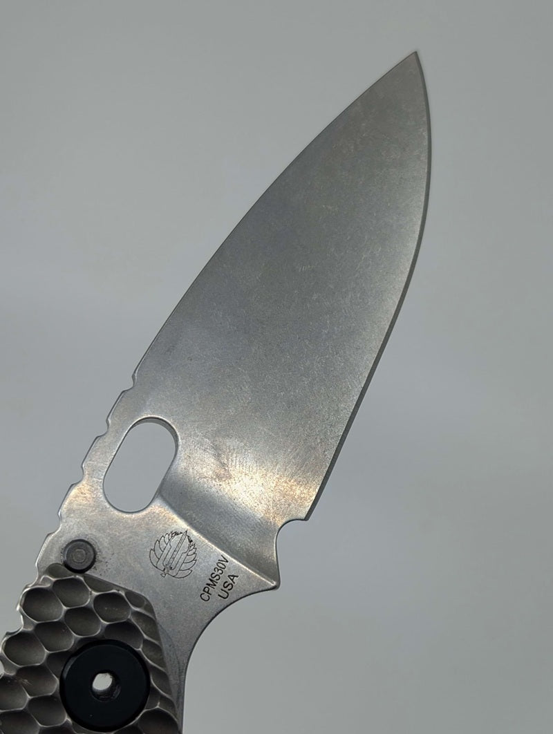 *Consignment* Strider DGG Ti / G10 Black Framelock Folding Knife