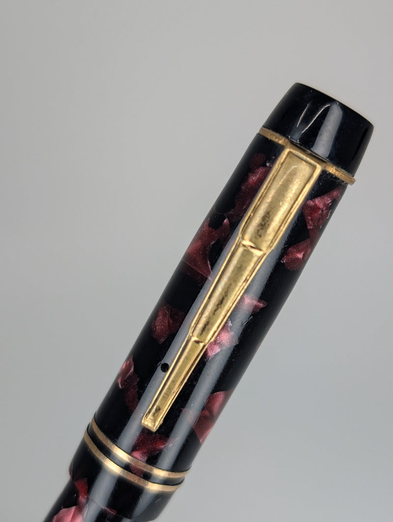 Vintage The "Unique" Pen 1940's Fountain Pen 14k Gold Medium Cursive w/ Italic Grind Nib