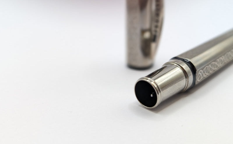 Visconti Metropolis Gordian Knot Silver Fountain Pen Medium Limited Edition 32 of 288