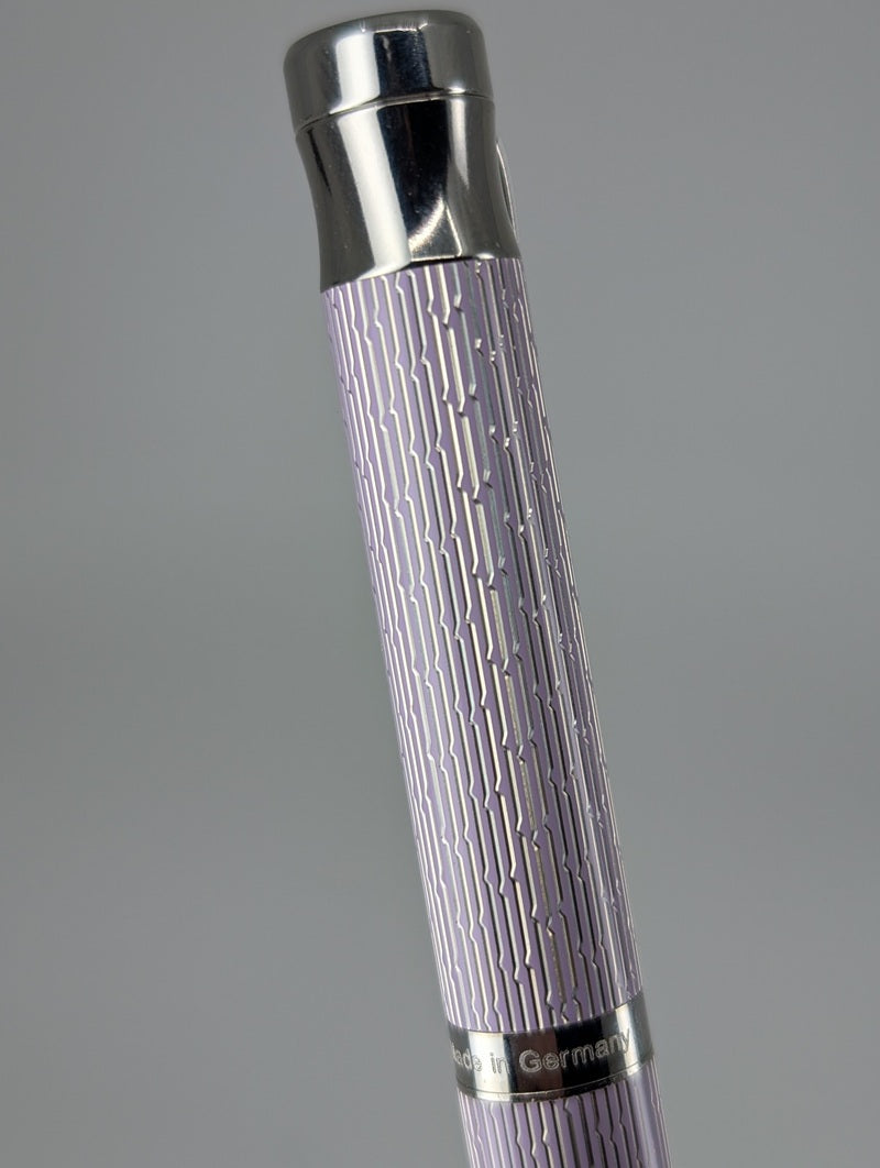 *Consignment* Waldmann Tango Imagination Lilac Fountain Pen 18k Gold Broad Nib