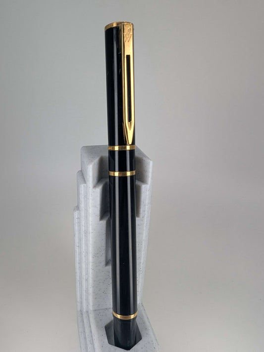 *Consignment* Waterman France Laureat Black / Gold Fountain Pen Steel Medium Nib