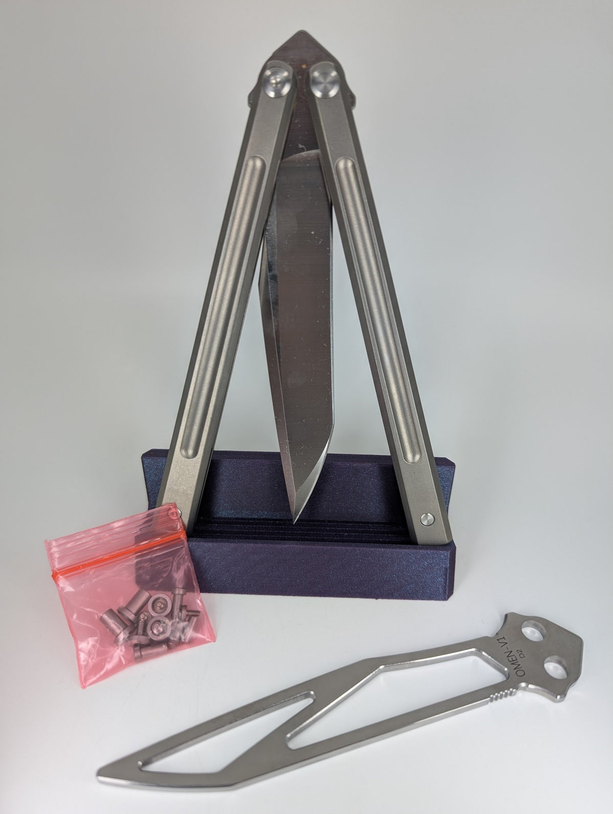 Woulf Designs Omen Live Blade Balisong