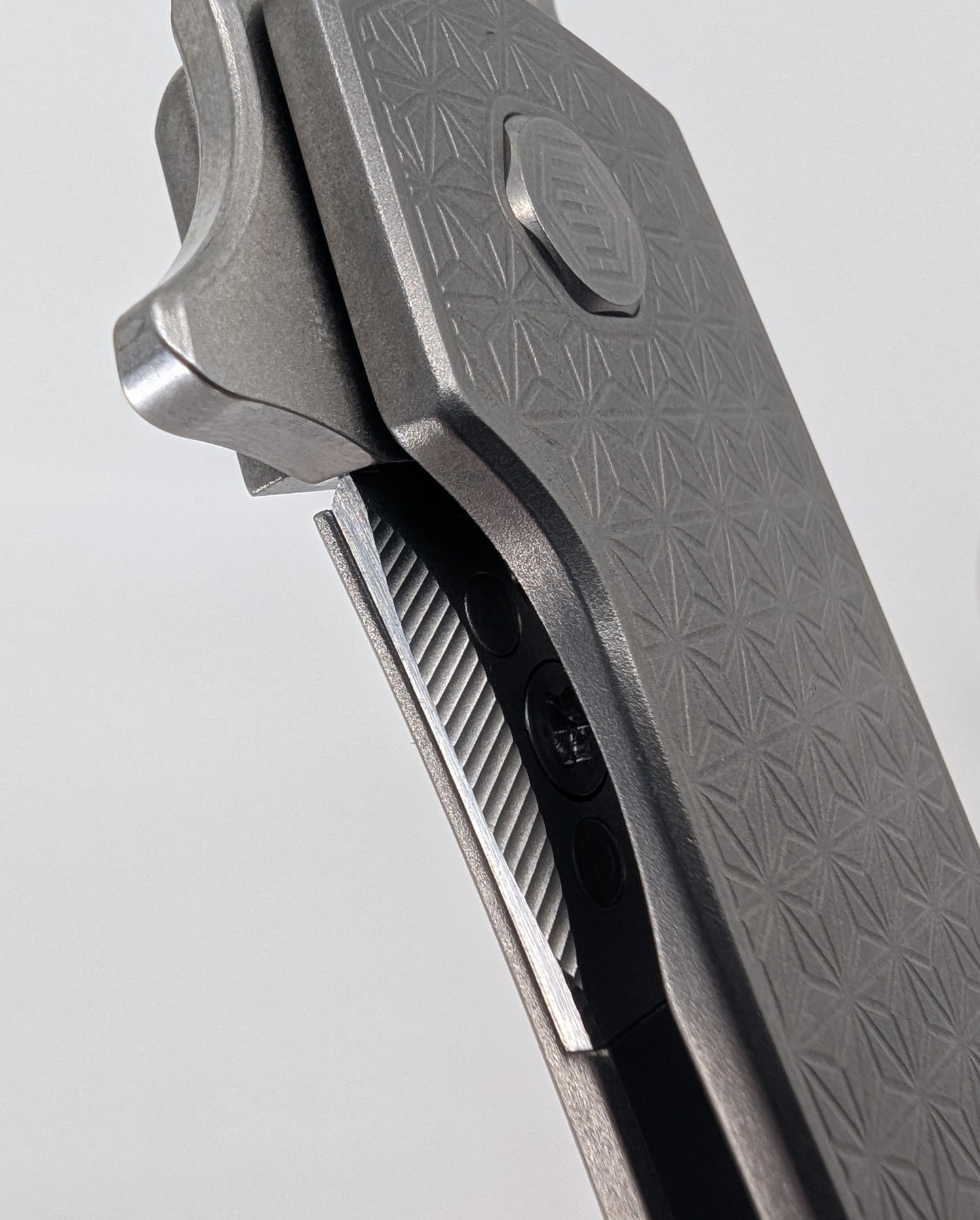 MachineWise Mojave Raw (CPM 20CV | Lightwash | Stars Handle) Framelock Folding Knife 61 *BLEM*