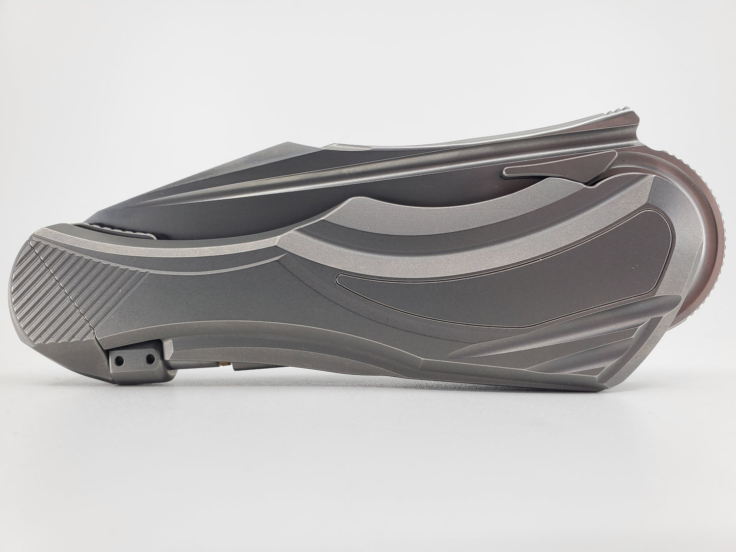 Poikilo Futuristic Carmen Buttonlock Folding Knife