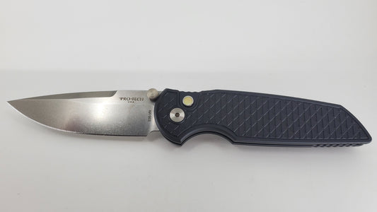 Protech Tactical Response 3 Integrity Relic Textured Handle Stonewash S35vn Double Thumbstud Buttonlock Folding Knife