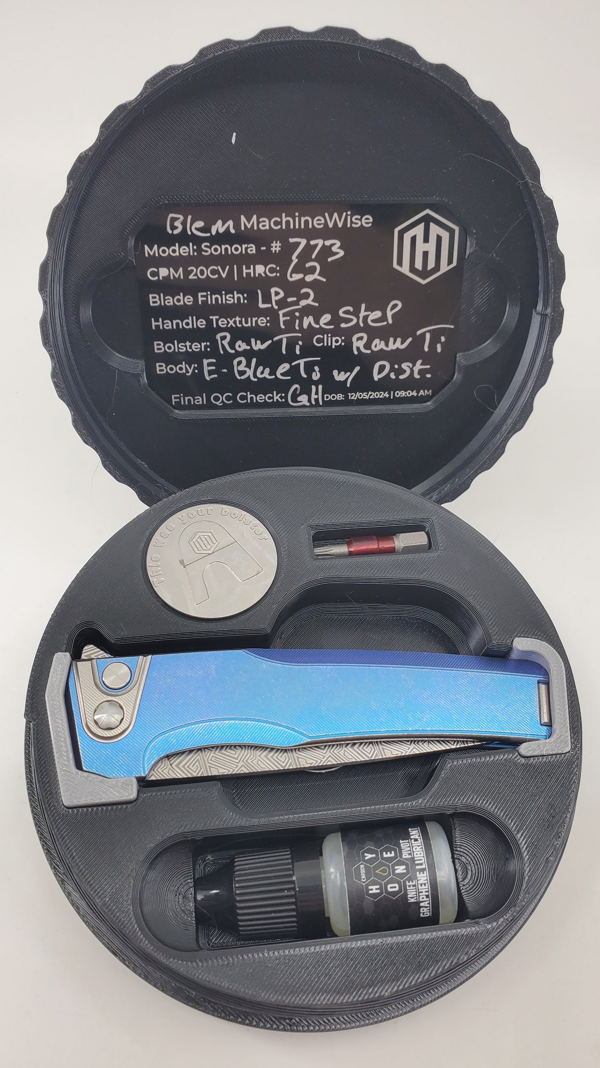 MachineWise Sonora E-Blue w/ Distress Laser Pattern #2 (20CV | Titanium Bolster) #773 *Blemished*