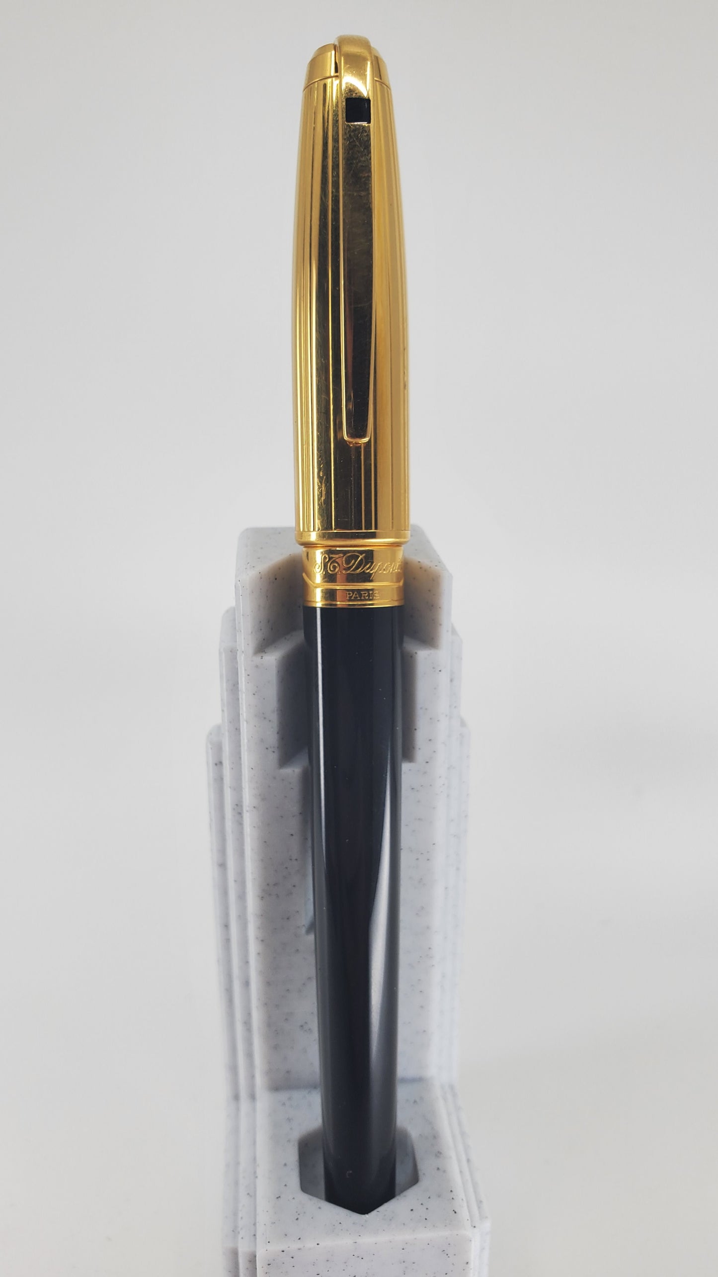 *Consignment* S.T. Dupont Paris Laque De China Rollerball Pen