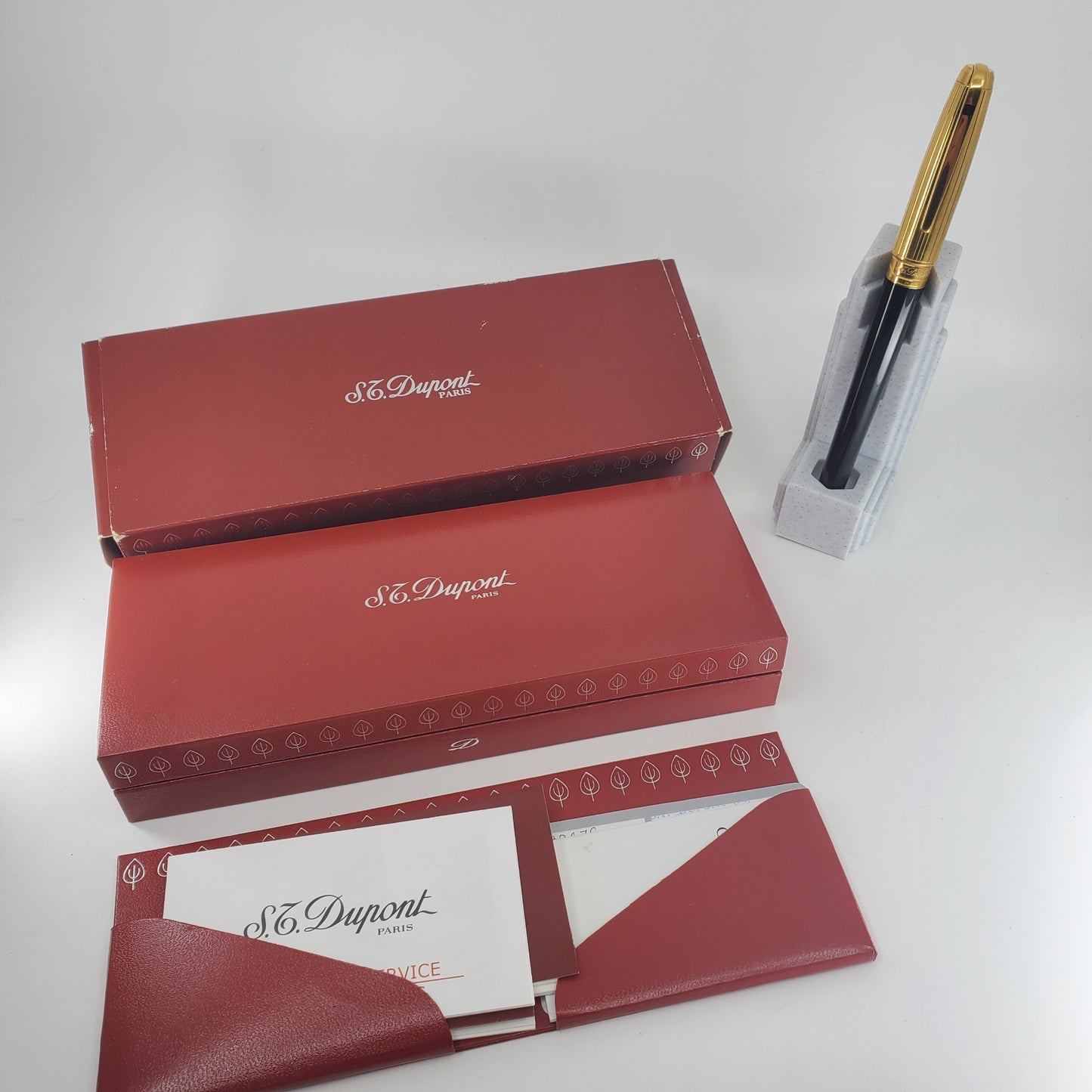 *Consignment* S.T. Dupont Paris Laque De China Rollerball Pen