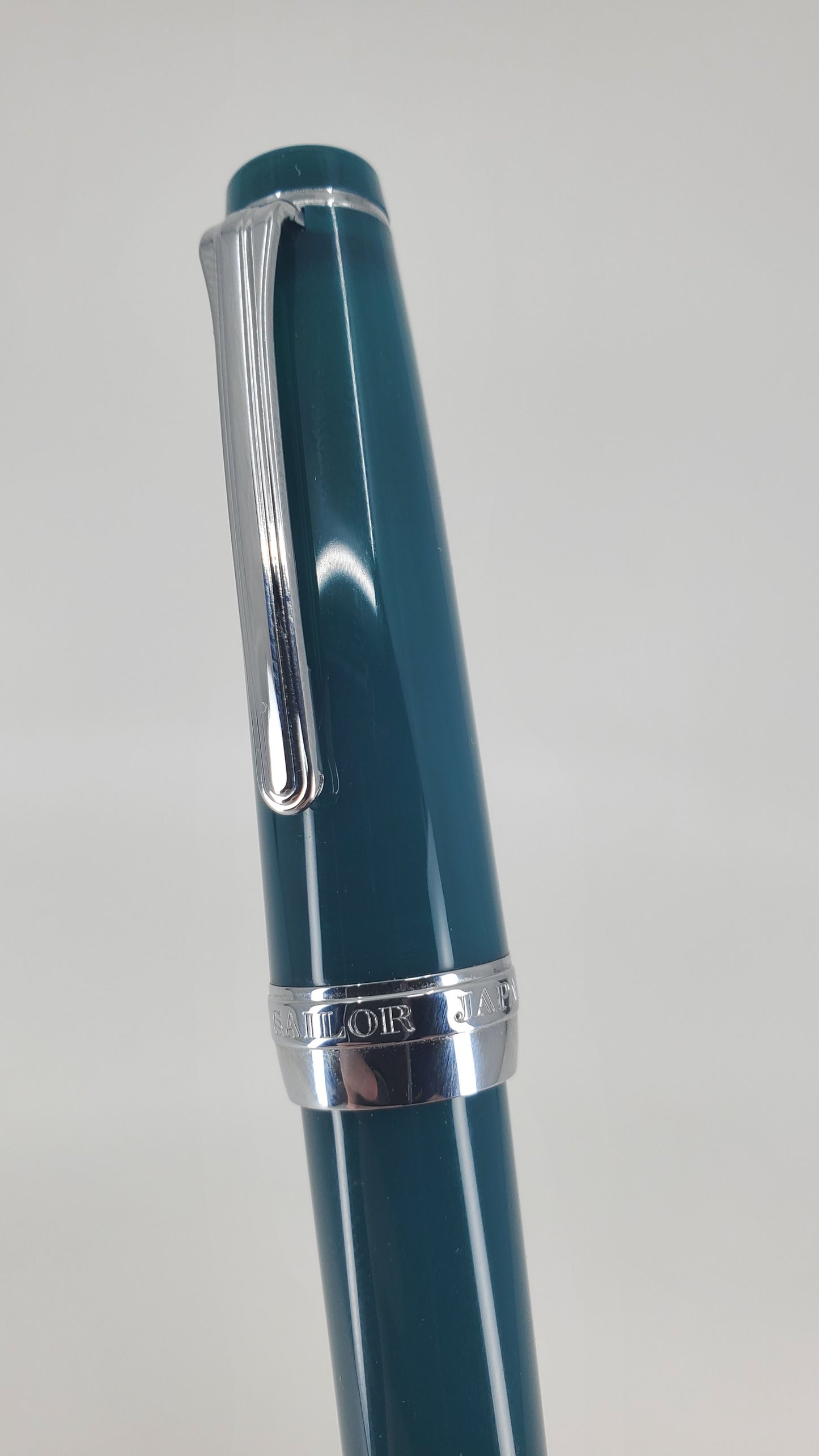 Sailor Professional Gear Ocean Fountain Pen 14k Gold Nib