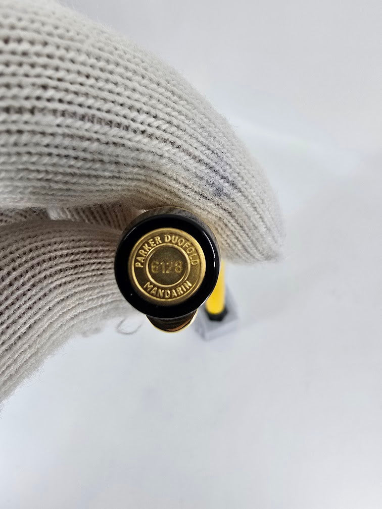Parker Duofold Mandarin Yellow Limited Edition Fountain Pen 18k Gold Medium *Consignment*