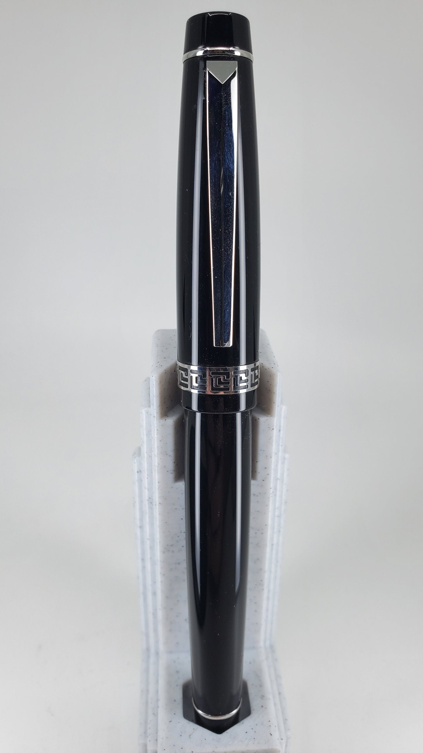 Laban Black w/ Silver Accent Fountain Pen Medium Nib