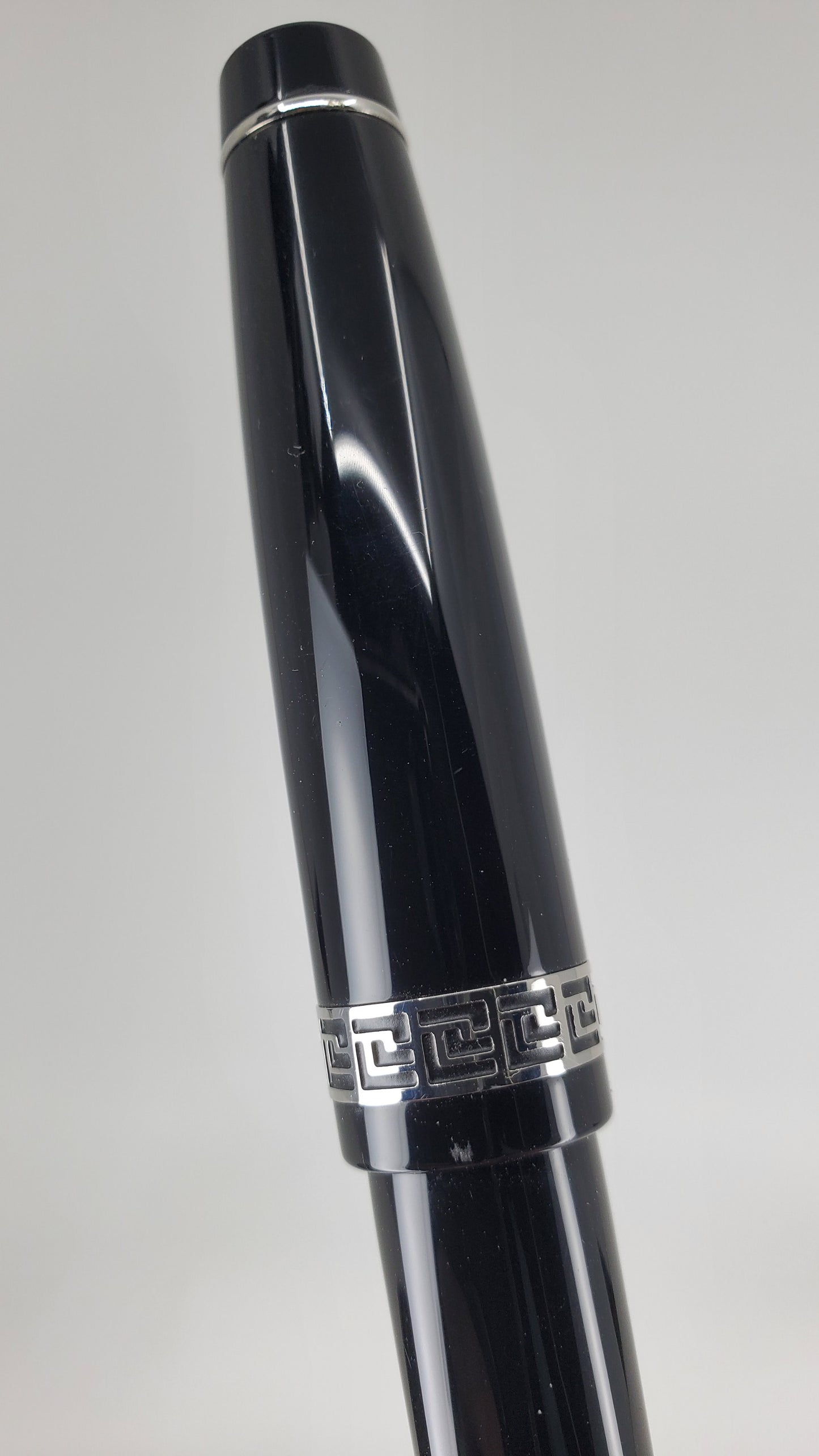 Laban Black w/ Silver Accent Fountain Pen Medium Nib
