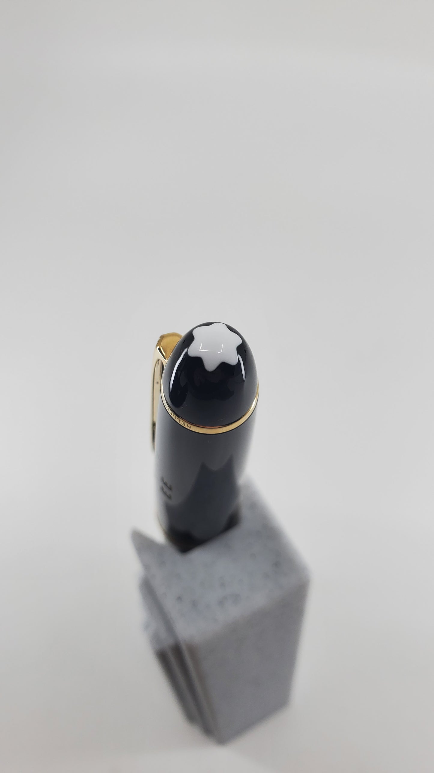*Consignment* Montblanc LeGrand Rollerball Pen