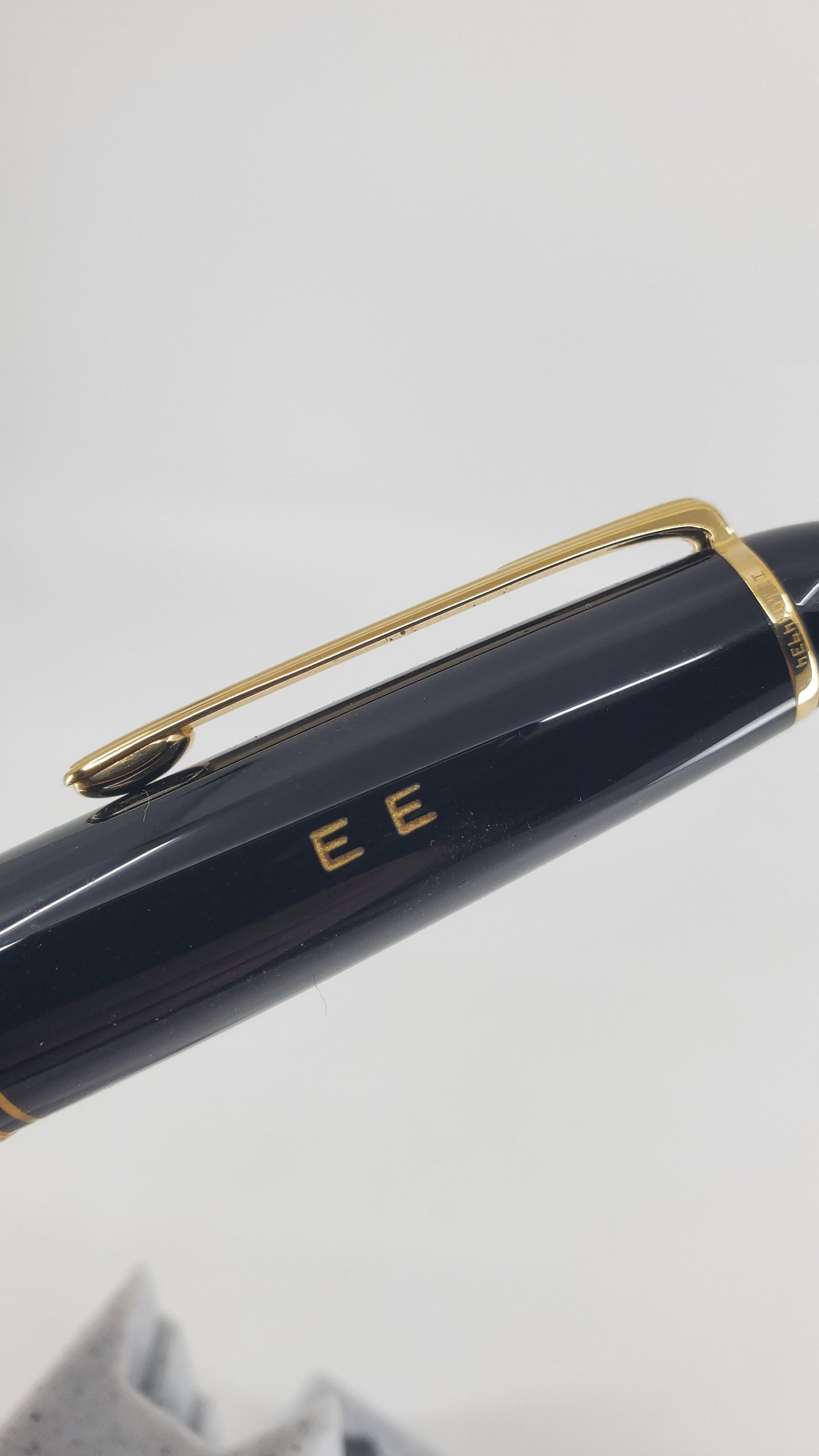 *Consignment* Montblanc LeGrand Rollerball Pen