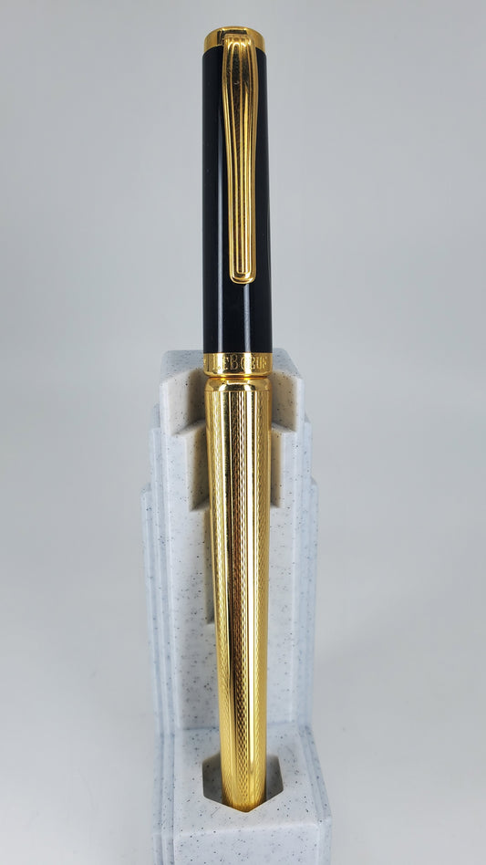 *Consignment* La Boeuf Greg Norman Limited Edition Fountain Pen 18k Medium Nib