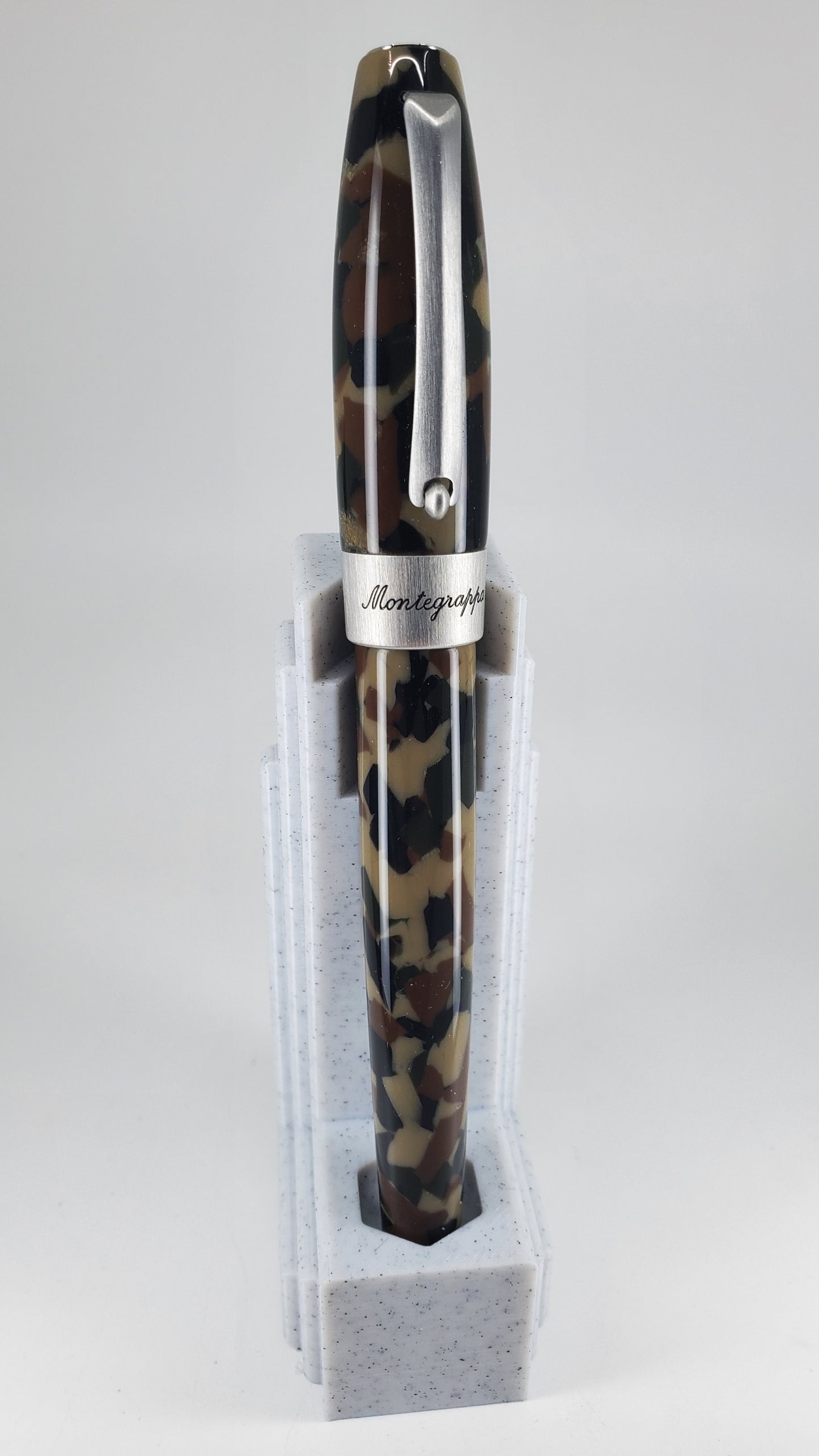 *Consignment* Montegrappa Fortuna Camo Fountain Pen Medium Nib