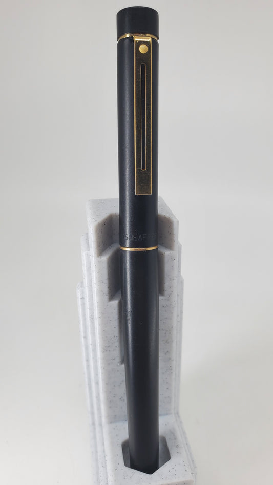 *Consignment* Sheaffer Targa Black Fountain Pen 14k Gold Nib