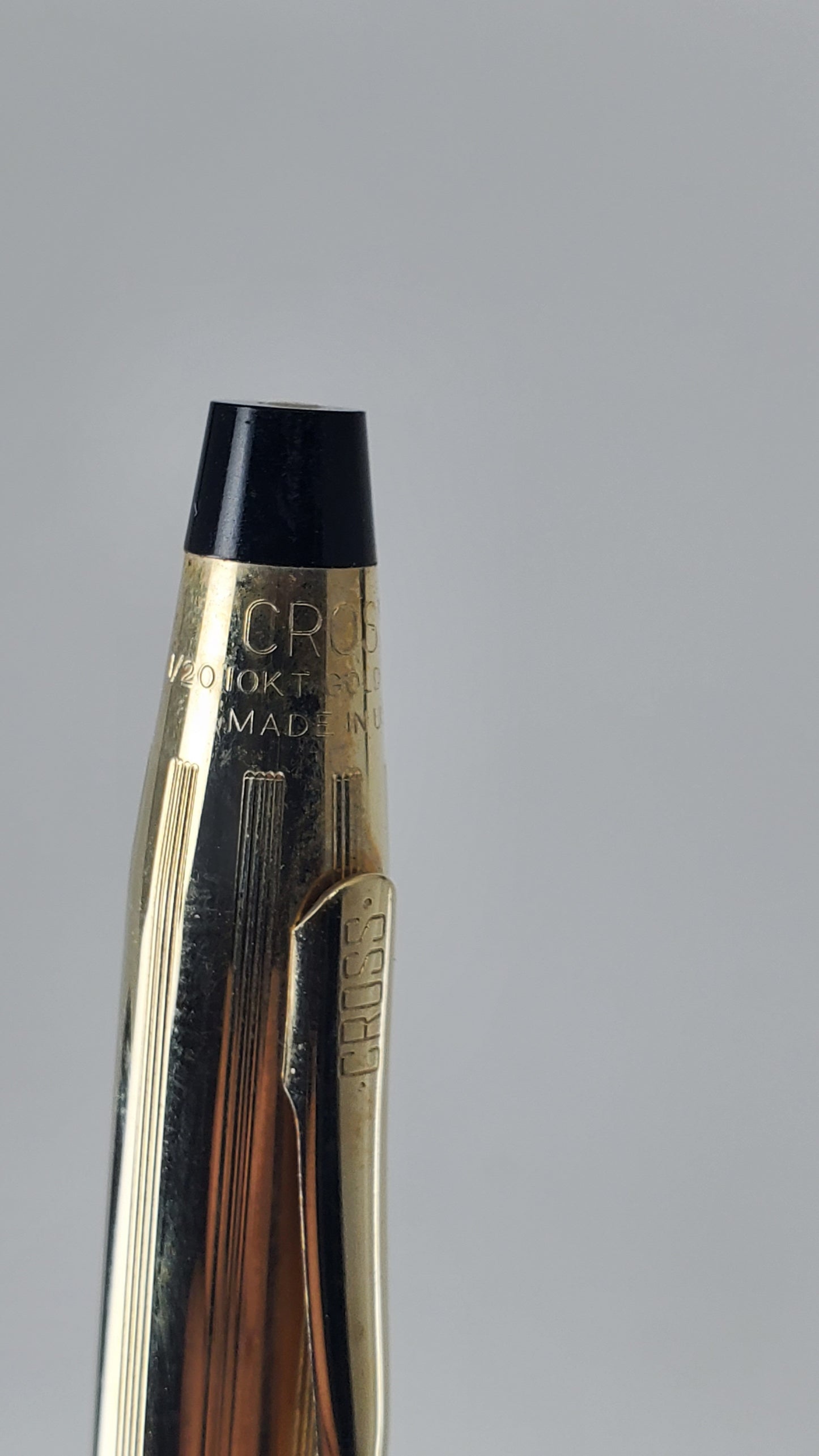 *Consignment* Cross Gold Fountain Pen 14k Gold Medium Nib
