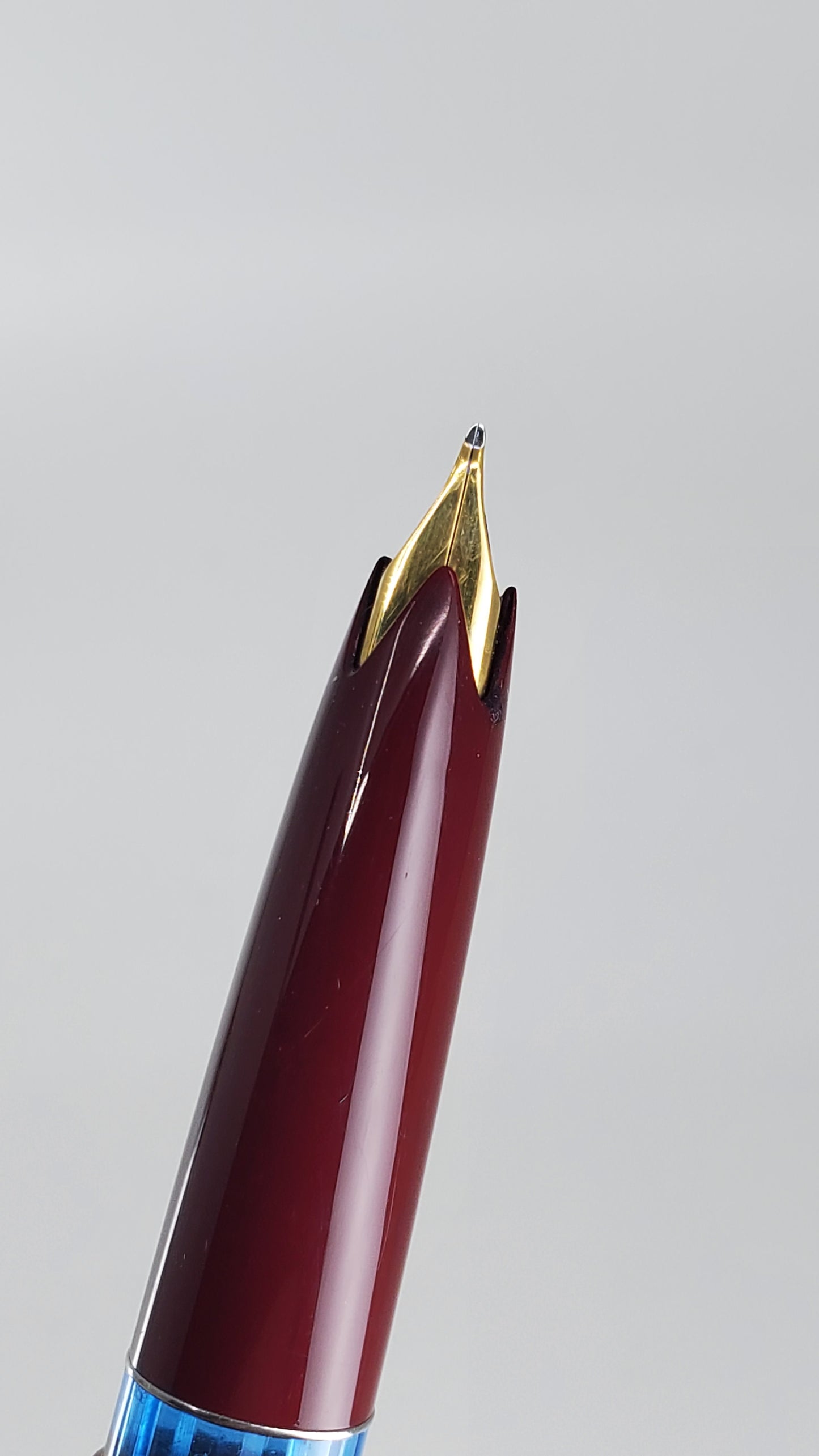 *Consignment* Montblanc #24 Bordeaux w/ Gold Accent 1960's 18c Gold Nib