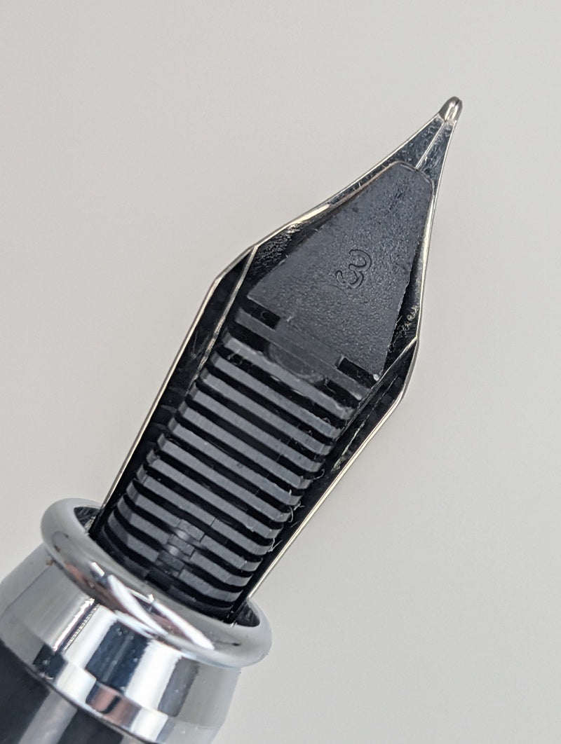 *Consignment* ACME "THE CRY" Fountain Pen Fine Nib