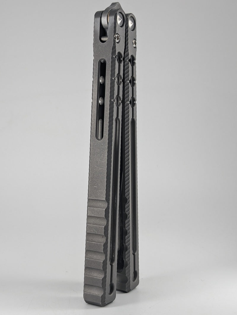 AcidWrx ZZYZX "Judas" Live Blade Balisong