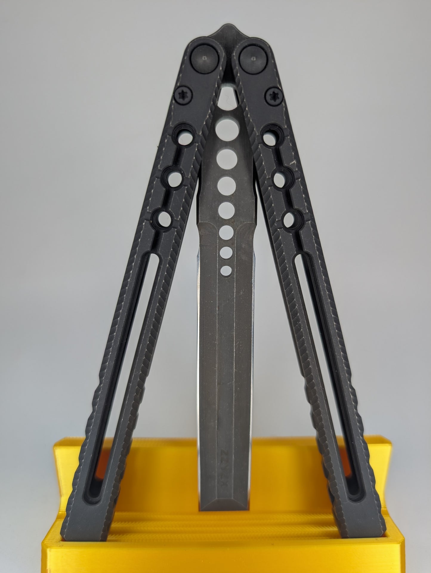 AcidWrx ZZYZX Xipe Totec Live Blade Balisong