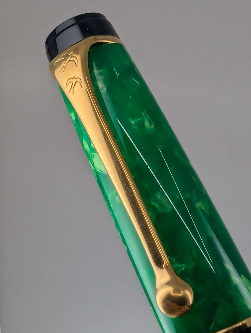 *Consignment* Aurora Primavera Green Pen / Pencil Set / Fountain Pen 18k Medium Nib