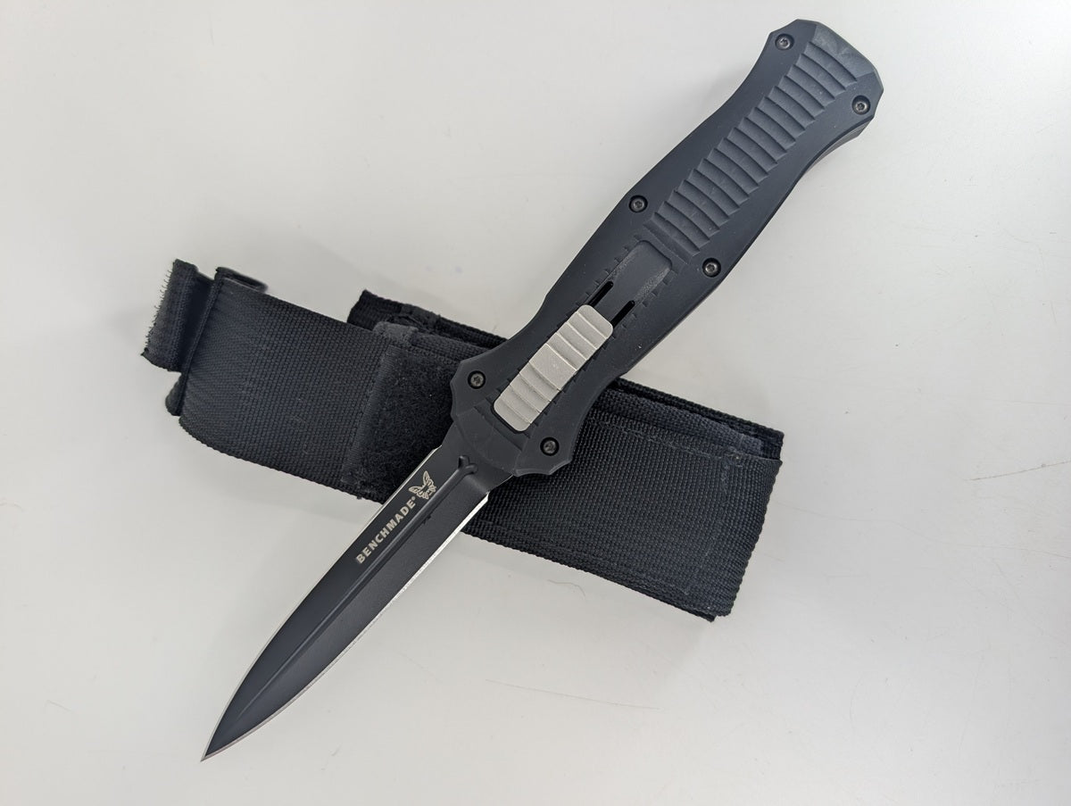 *Consignment* Benchmade Infidel Black Out the Front Knife