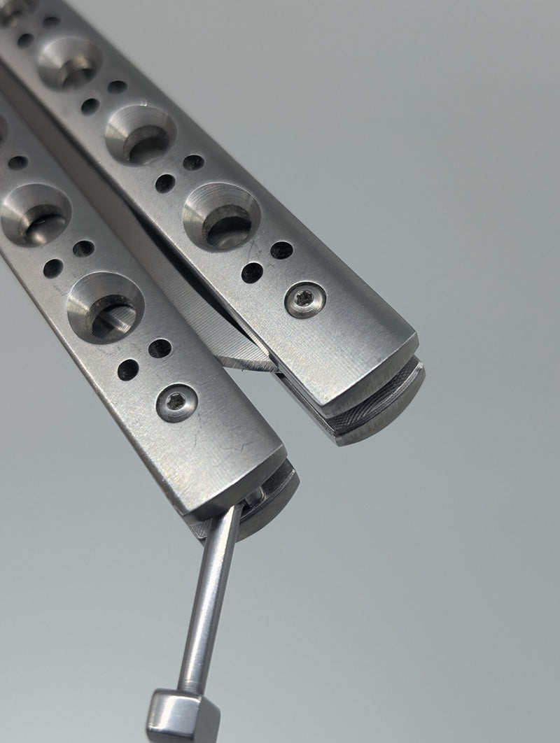 *Consignment* Benchmade 63 Live Blade Balisong