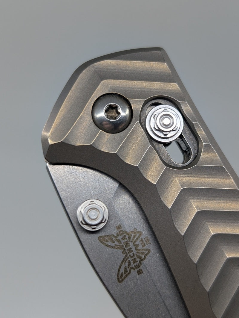 *Consignment* Benchmade 781 Anthem Titanium Integral Axis Lock Folding Knife
