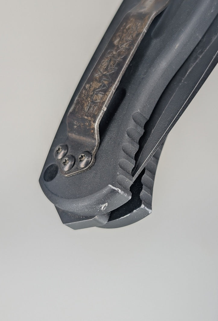 *Consignment* Benchmade 9051 AFO II Auto Folding Knife
